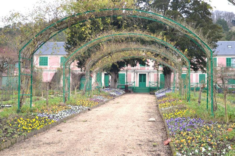 Charme Thoiry-Versailles-Giverny Arnouville-les-Mantes Dış mekan fotoğraf